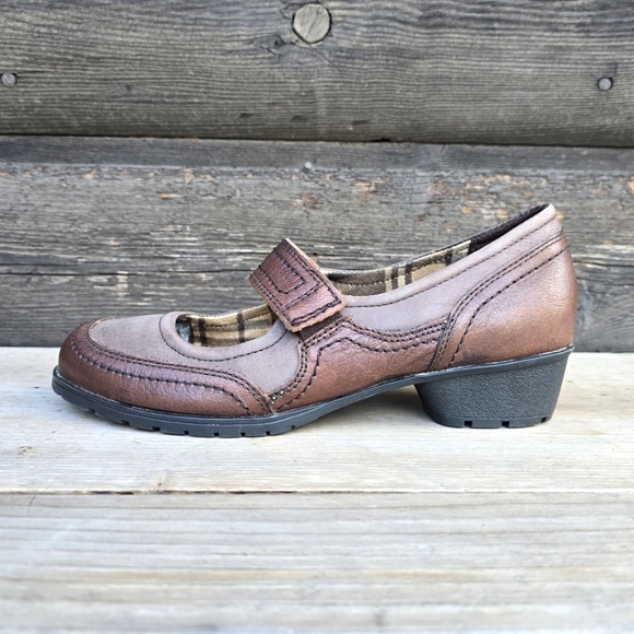 Naturalizer Hollace Brown Leather, Mary Jane, Block Heel. WMS 7M - Picture 15 of 16